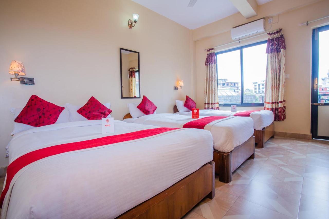 Silver Sky Hotel Pokhara Exterior photo